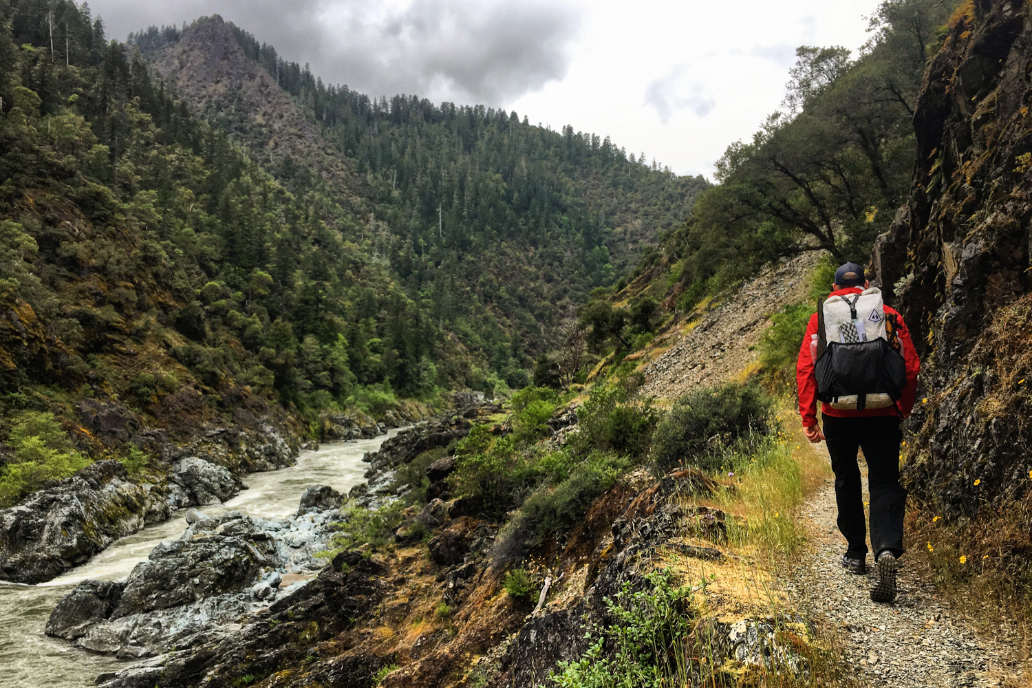 Rogue river hiking clearance trips