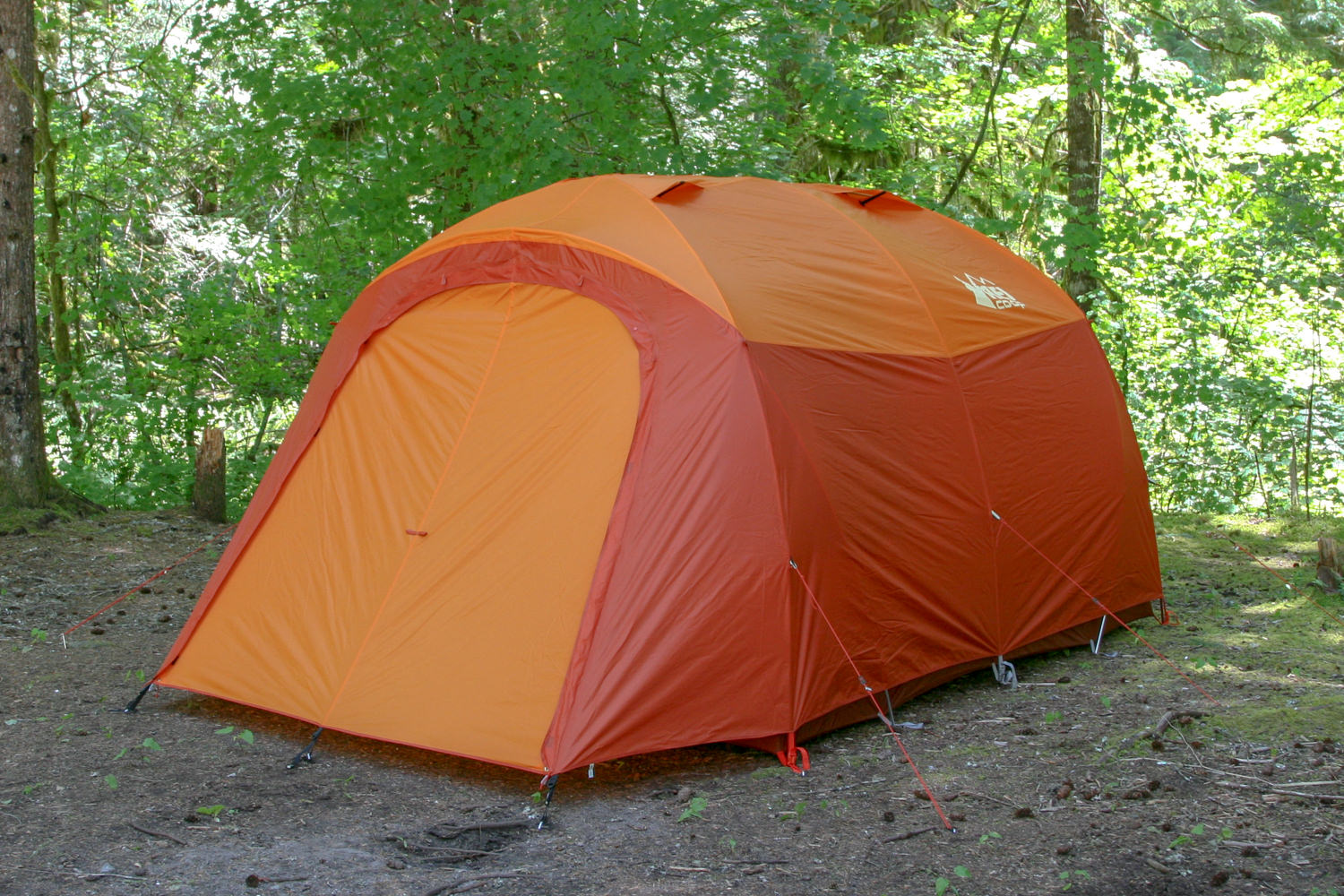 Large vestibule fully zipped