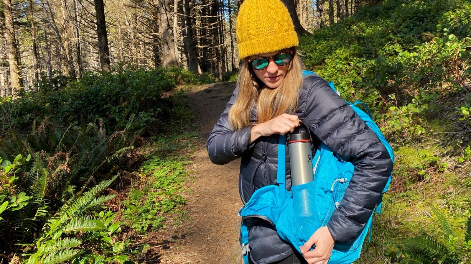 Taking the Hydro Flask Lightweight Trail Series Wide Mouth Vacuum Insulated Water Bottles on a day in the Gregory Juno H2O 24 Liter Hydration Daypack