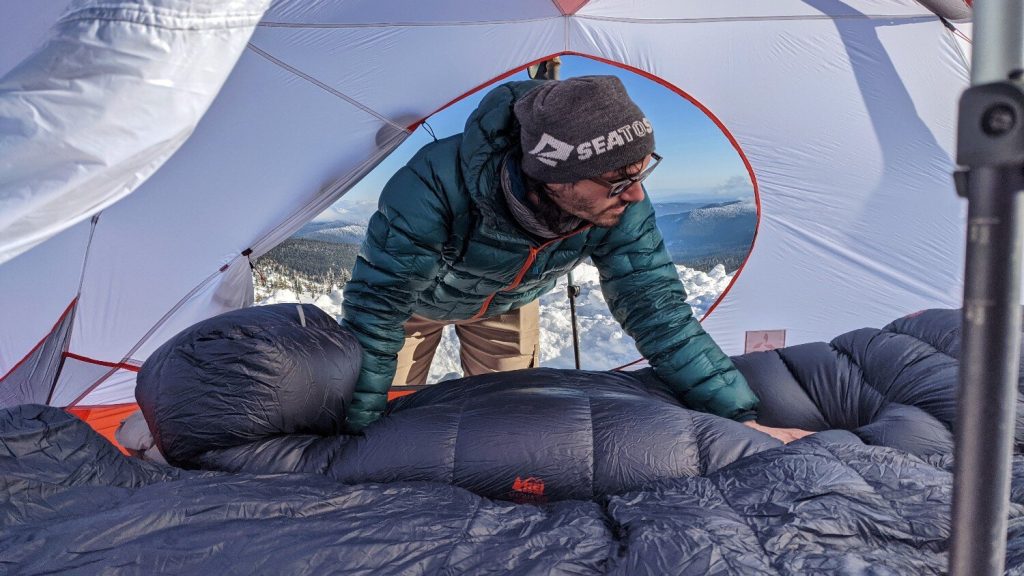 travel in snow shoes