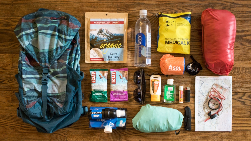 7 Must-Have Essentials to Bring on Every Hike