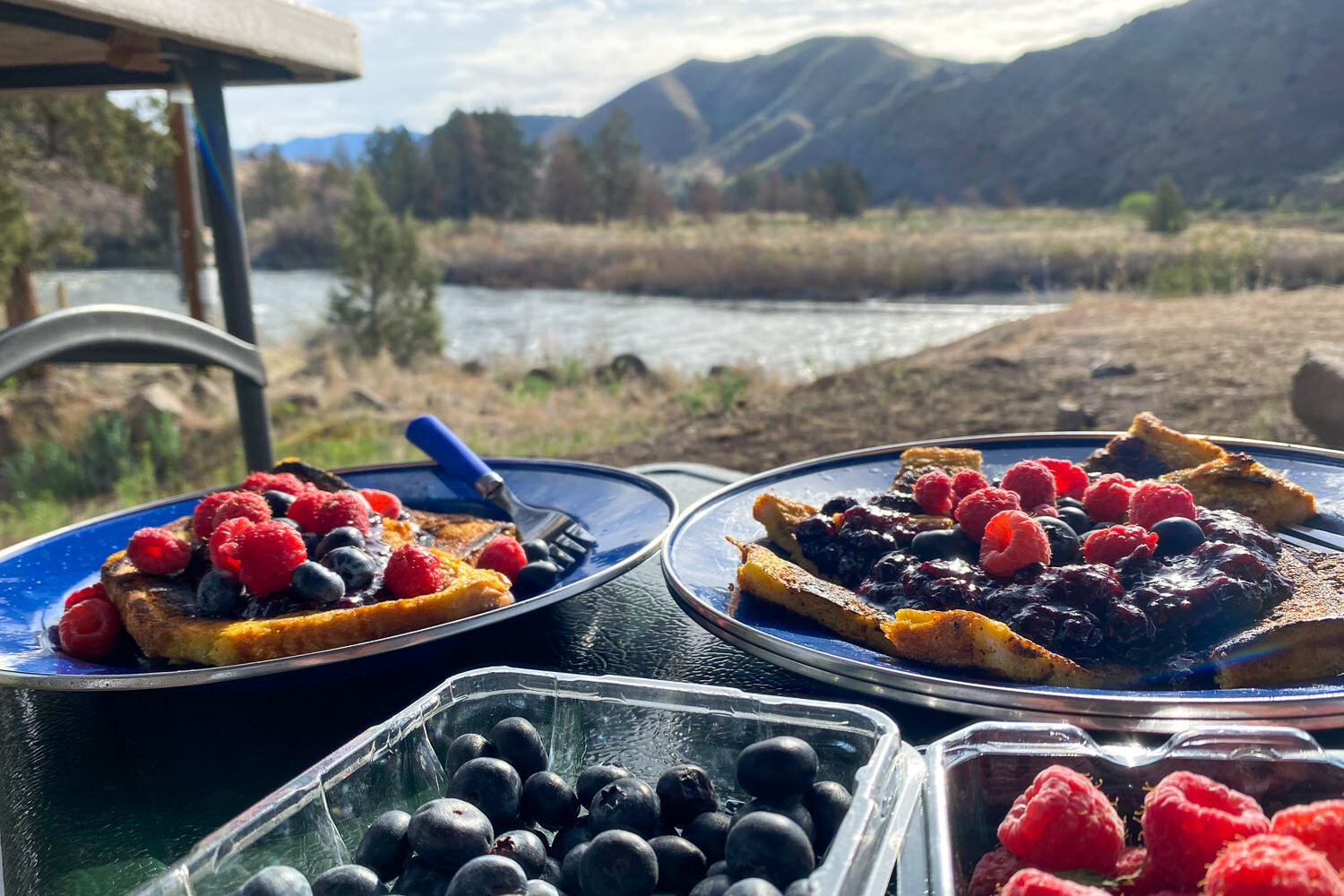 French toast with fresh berries is easy, decadent & makes great leftovers