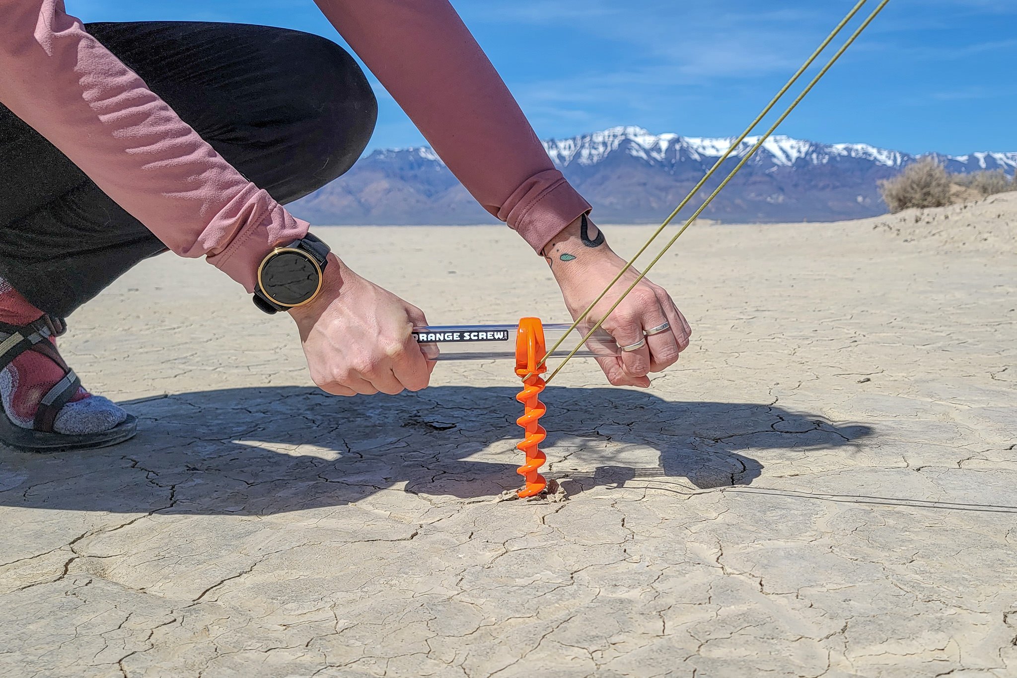 Using Orangescrew Anchors to camp in the Alvord Desert