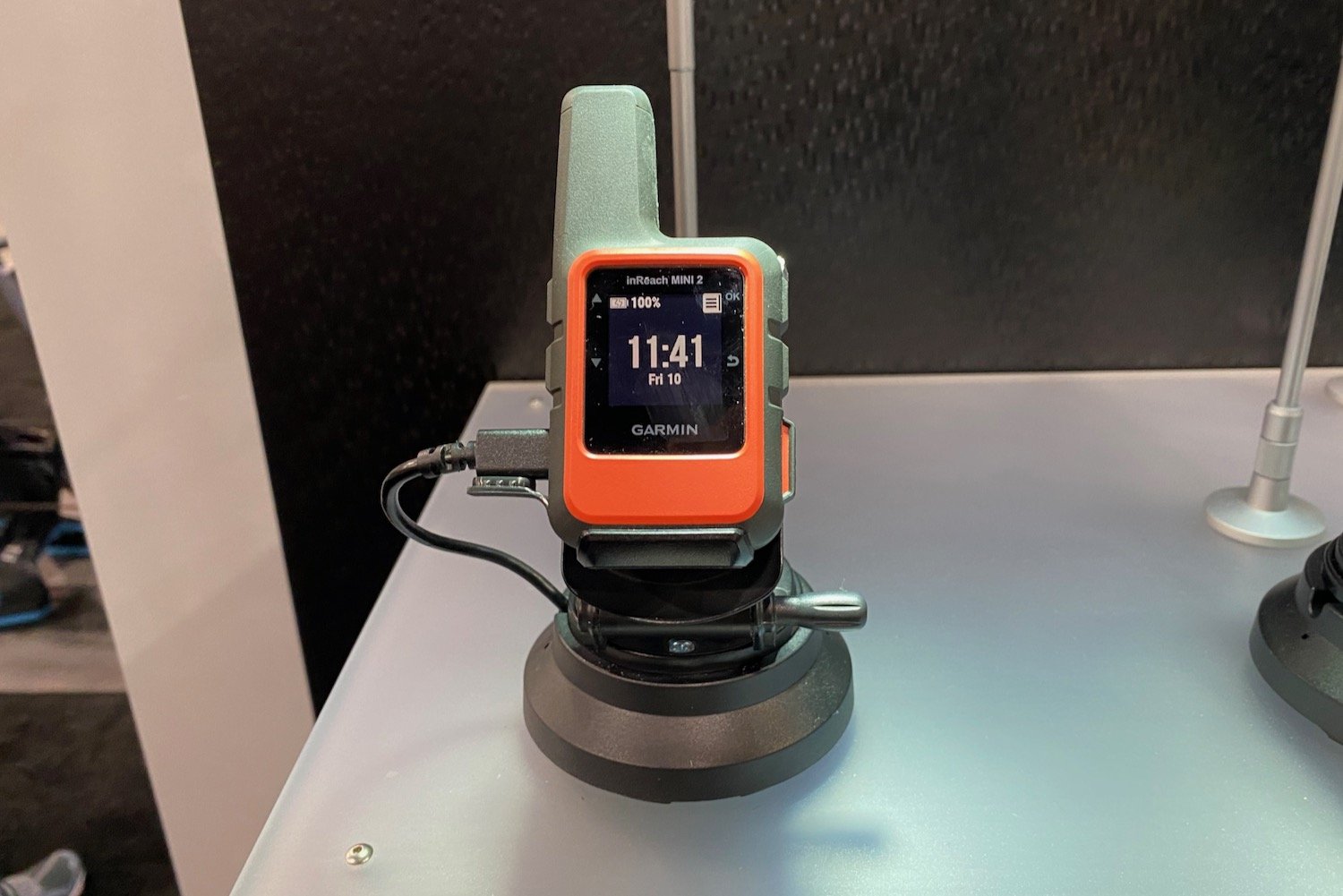 Garmin InReach Mini 2 on Display