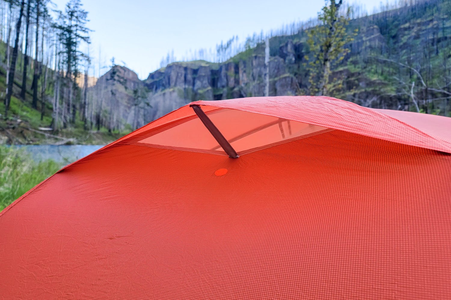 Closeup of the strutted vent at the head of the BA Copper Spur tent