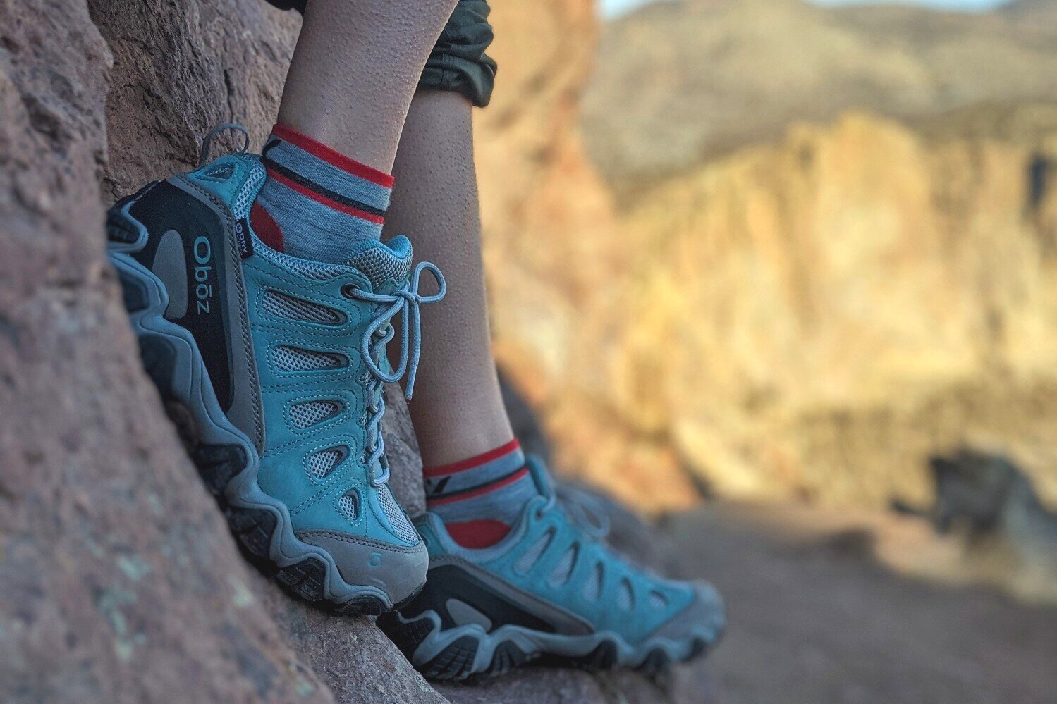 travel hiking shoes