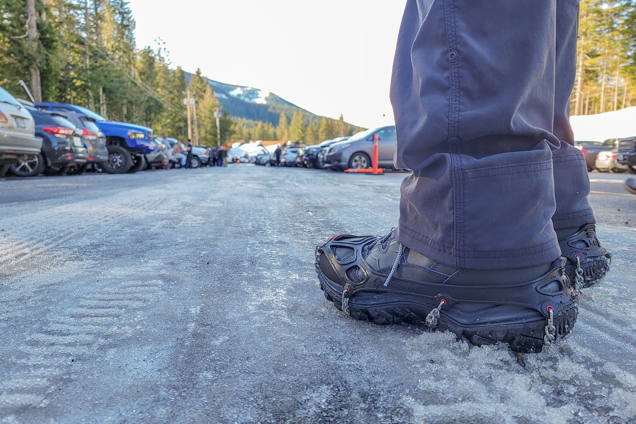 Winline Crampons pour Chaussures de Randonnée Glace Traction