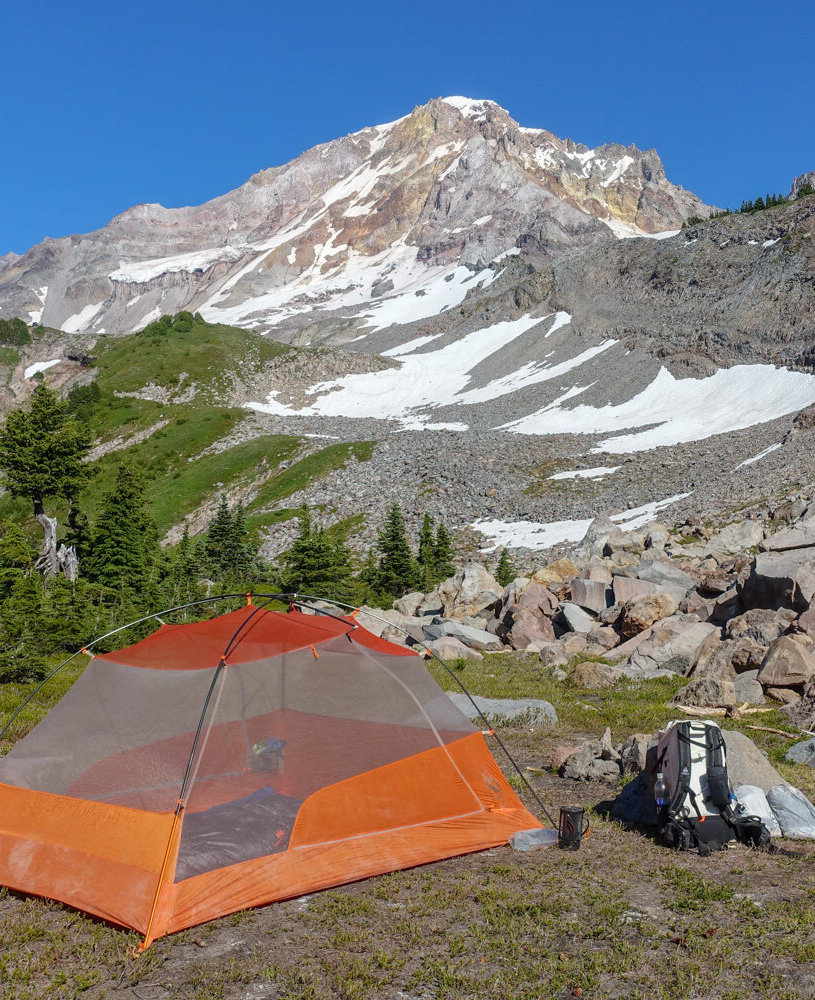 https://www.cleverhiker.com/wp-content/uploads/2023/11/The-BA-Copper-Spur-HV-UL3-in-front-of-Mt-Hood-2.jpeg