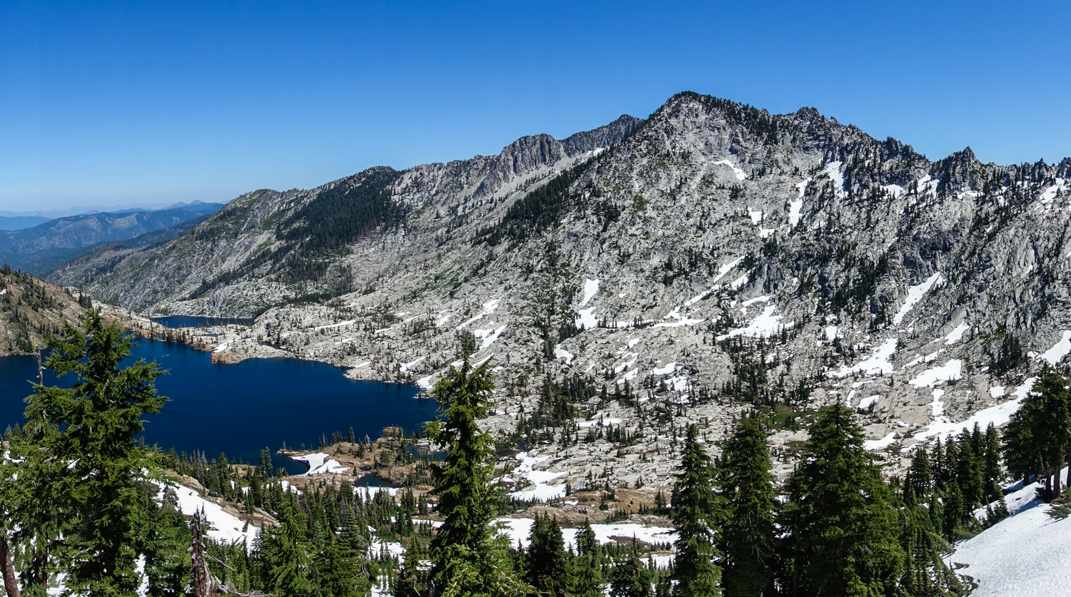 trinity alps mountains and alpine lake