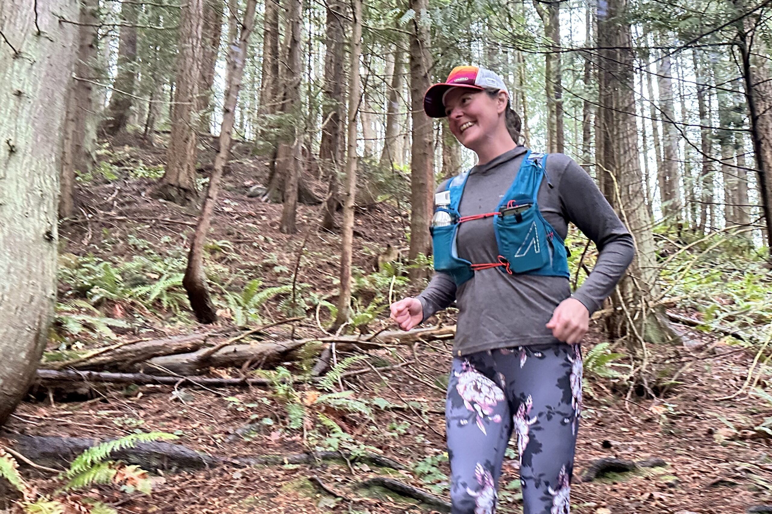 Runner wearing an UltrAspire Alpha 5.0 Race Vest