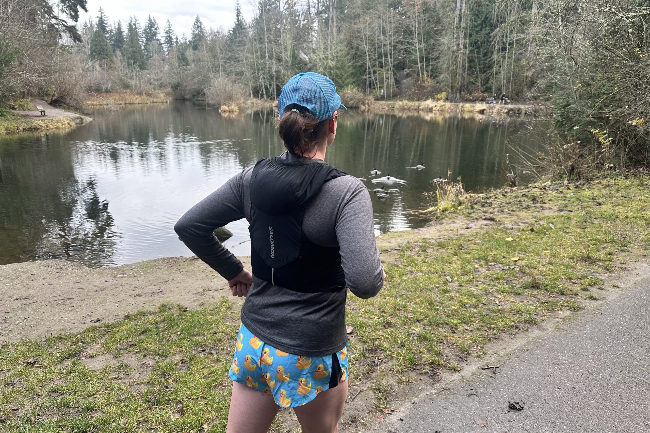 Runner wearing the Salomon ADV Skin 5 Unisex Running Vest