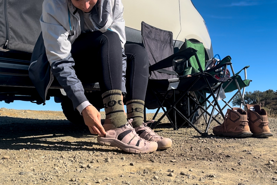 Our tester getting ready for a hike with the KEEN Newport H2 sandals.