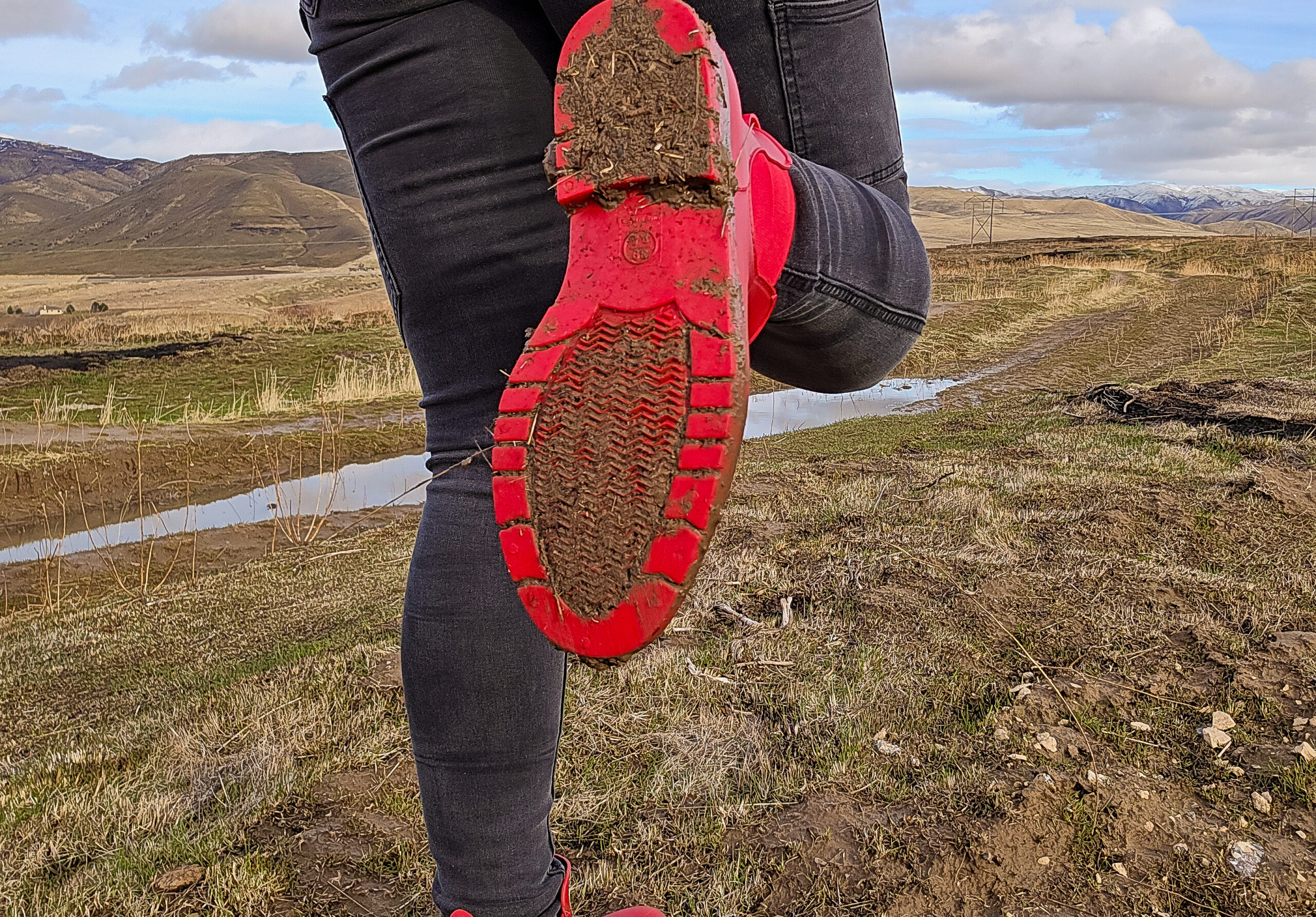 the underside of the asgard chelsea boot covered in mud