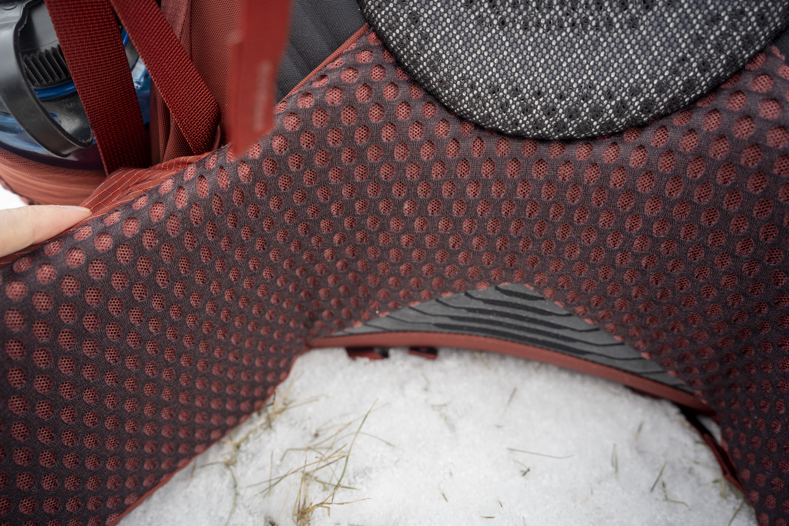 mesh hipbelt of backpack