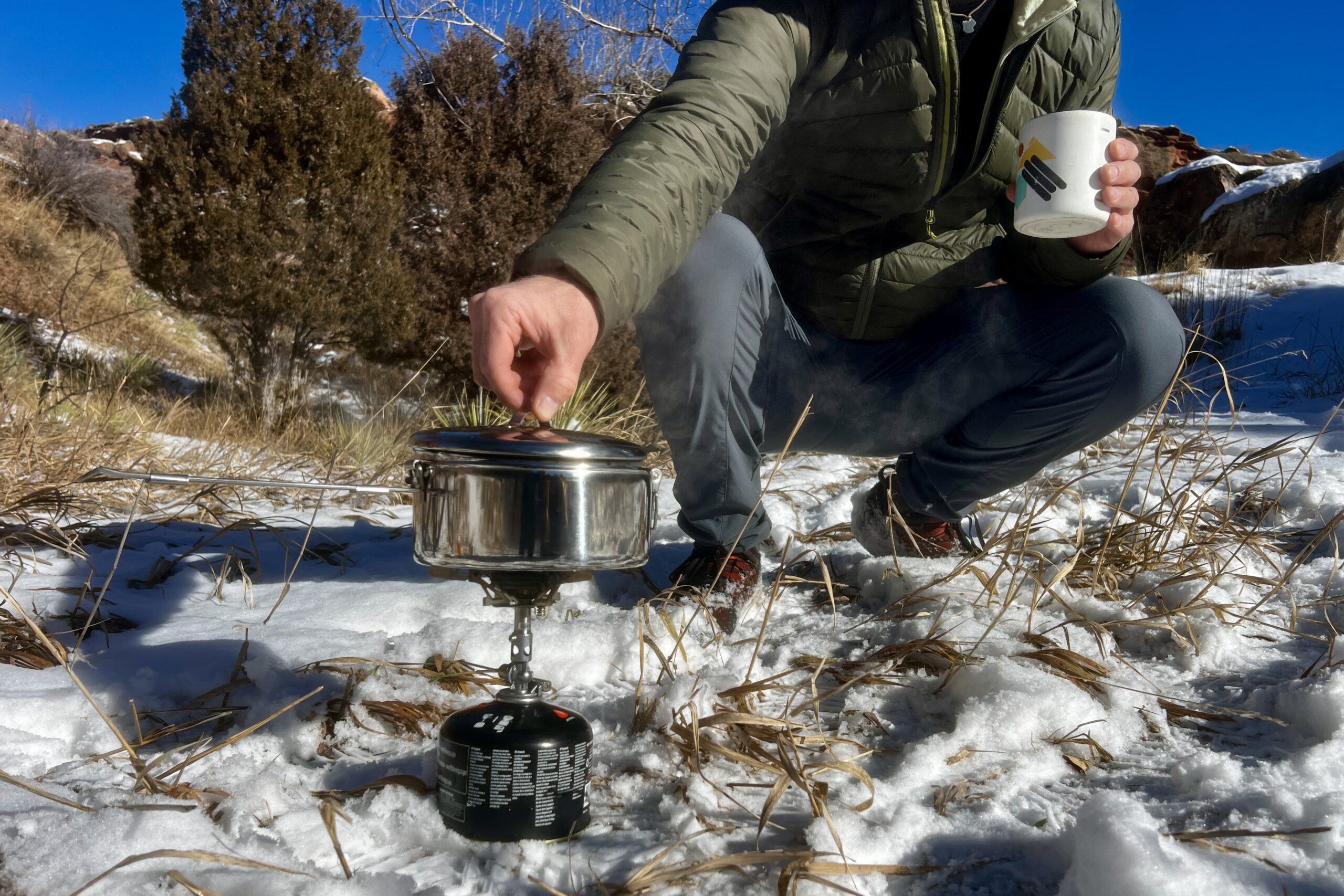 MSR Alpine Stowaway 1.1-Liter Cookpot Overview MSR Alpine Stowaway 1.1-Liter Cookpot Overview