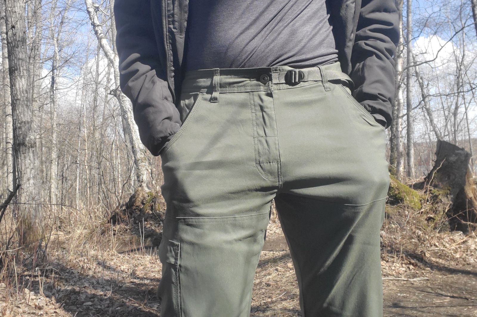 A closeup of the integrated belt on a pair of hiking pants.