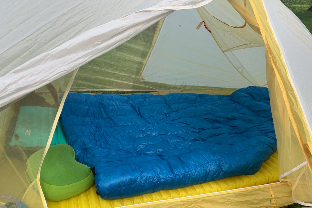The ZPacks 20F (-7C) Twin Quilt set up in a tent