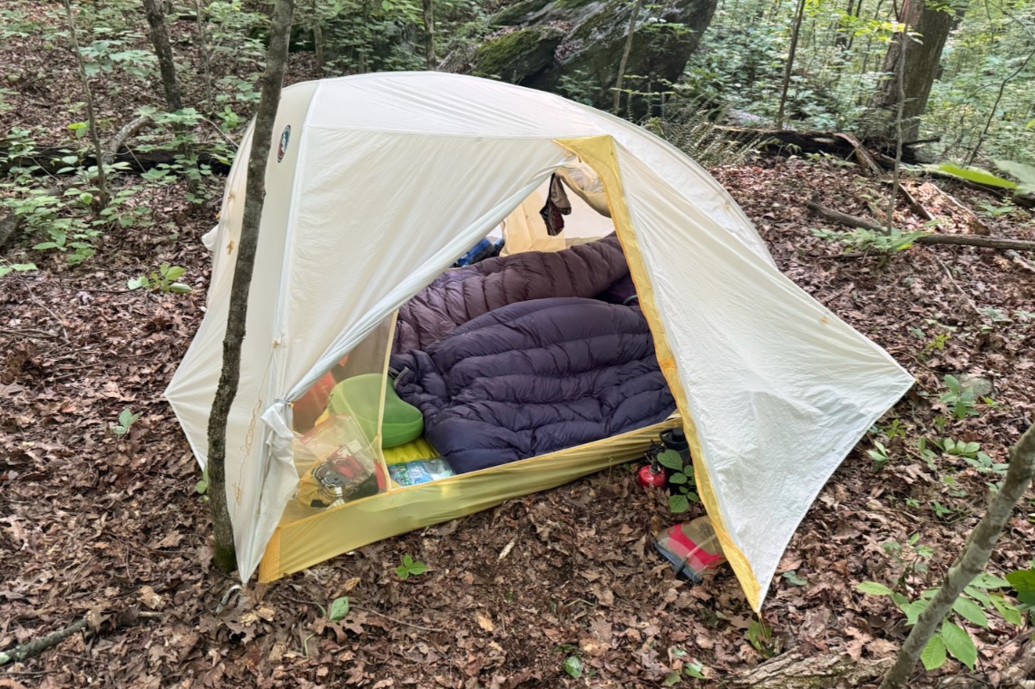 Hyperlite Mountain Gear 20-Degree Quilt in a tent