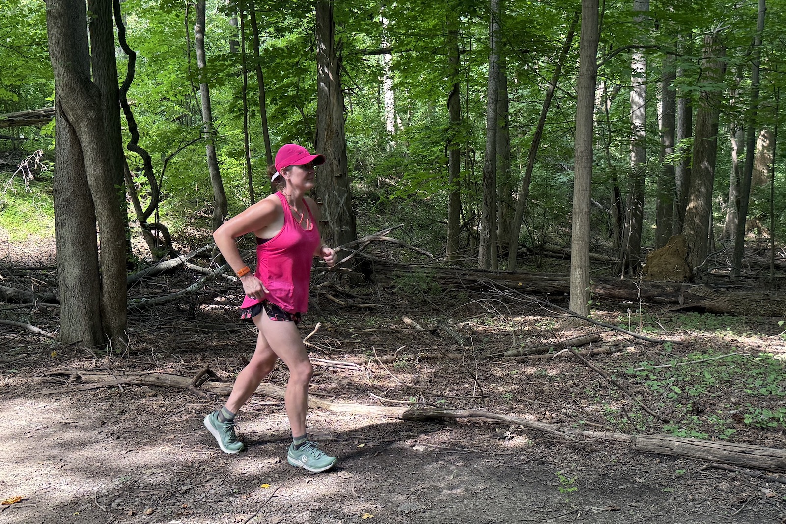 runner wearing the Topo Athletic Traverse