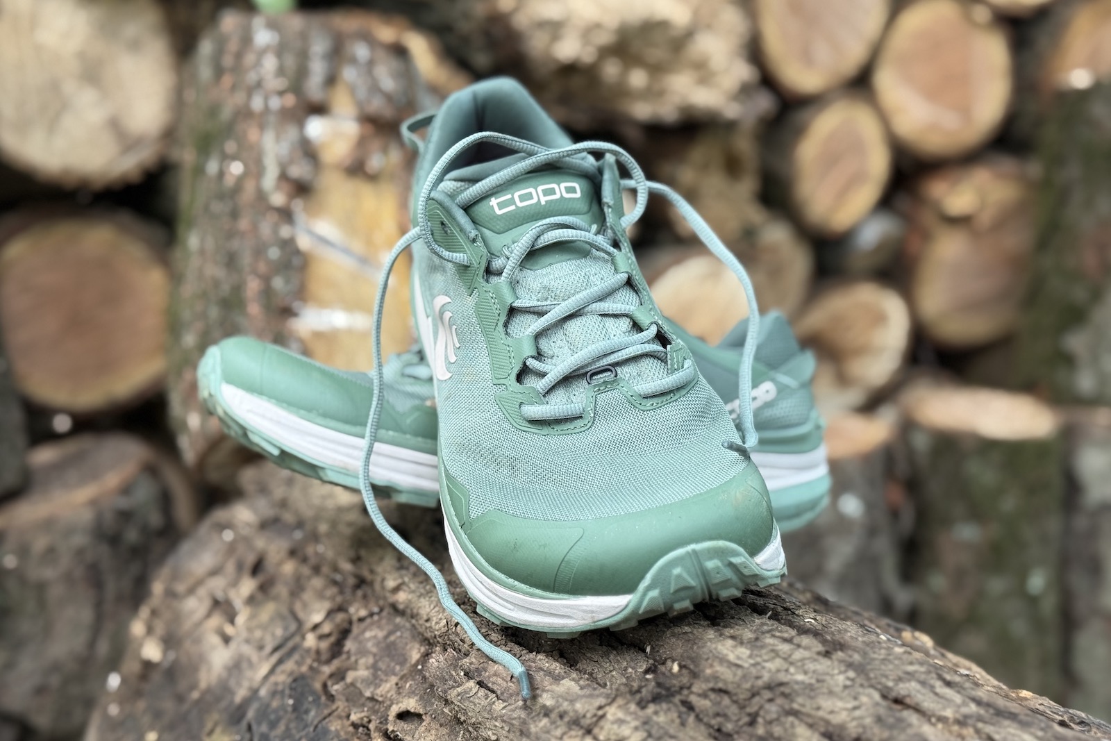 close up of the Topo Athletic Traverse
