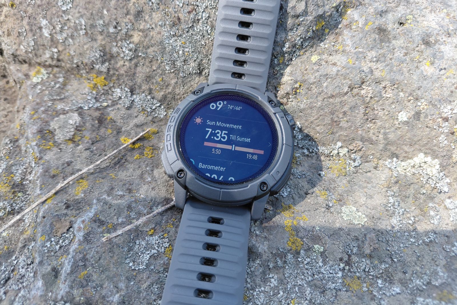 A close-up of the sun movement menu on a GPS watch.