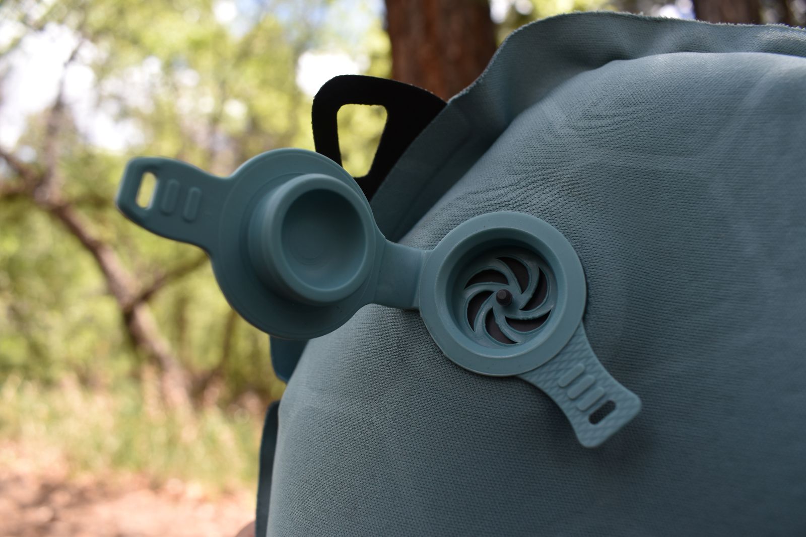 Close up of the Nemo Flyer Cloud's single valve
