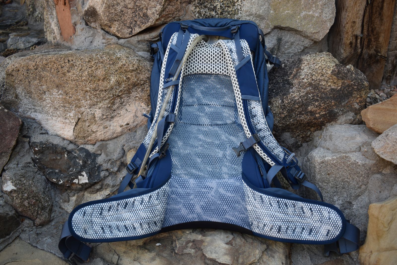 Close up of the Osprey Stratos's back panel, hip belt, and shoulder straps.