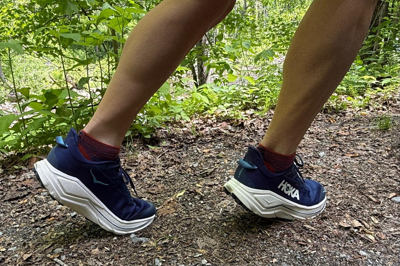 Close up of a runner wearing the Hoka Challenger 8